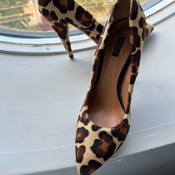 Leopard Pumps - Picture 2 of 3